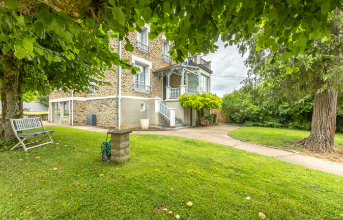 jardin de la maison à faremoutiers